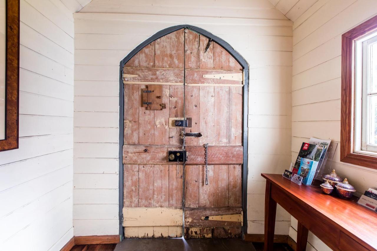 Abbey On Main - Unique Heritage Listed Property Overlooking The Huon River Franklin Bagian luar foto